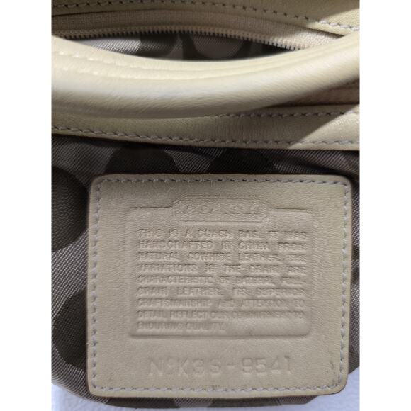 Vintage Coach Y2K Beige Leather Soho Hobo Shoulder Bag 9541 - Picture 15 of 15